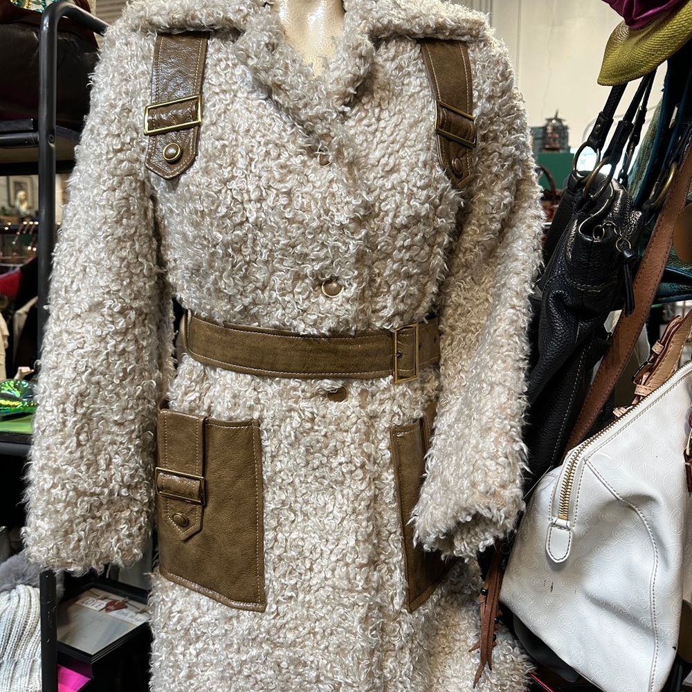 Chic Fur Coat with Brown Accents